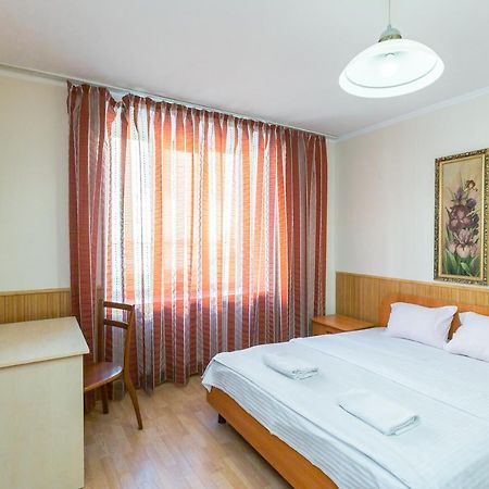 Квартира Студія Біля Оперного Театру По Вулиці Гонти 4 Leopoli Esterno foto
